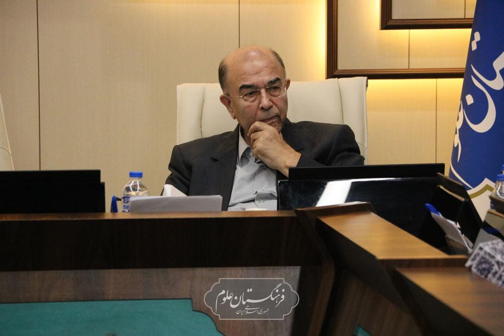 نشست مشترک شاخه‌های علوم بالینی و پاتوبیولوژی گروه علوم دامپزشکی 12